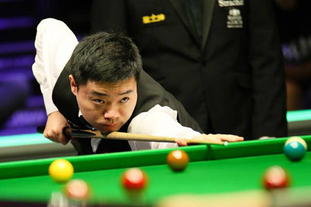 东契奇的持 东契奇的持